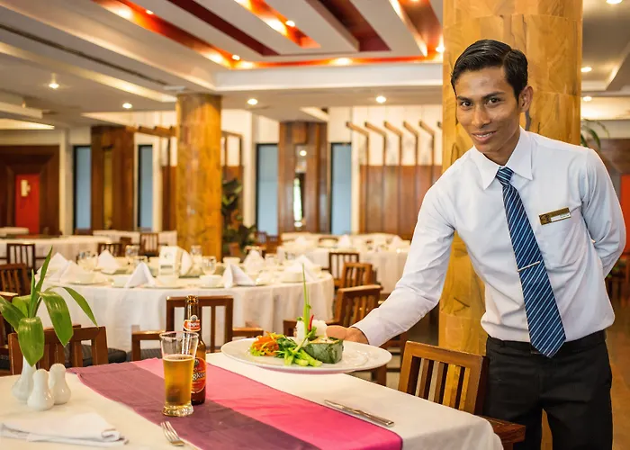 Royal Empire Hotel