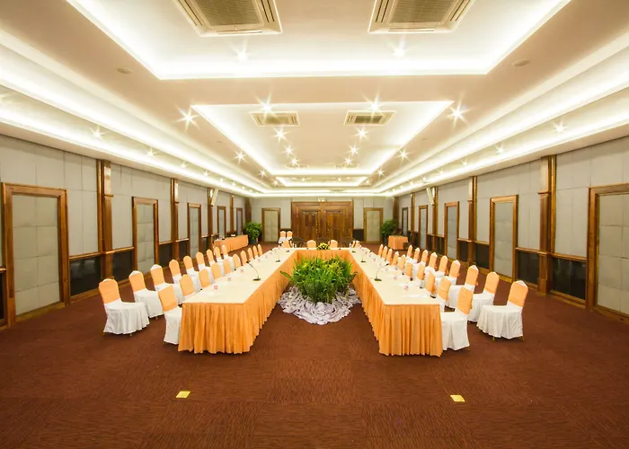 Hotel Royal Empire 4*